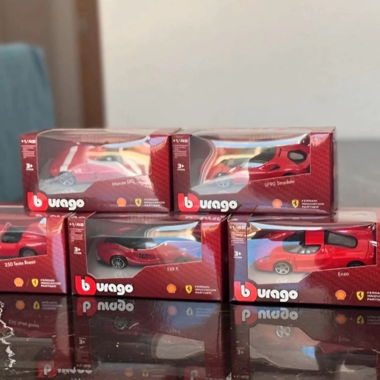 Modèle réduit Ferrari Bburago FXX K