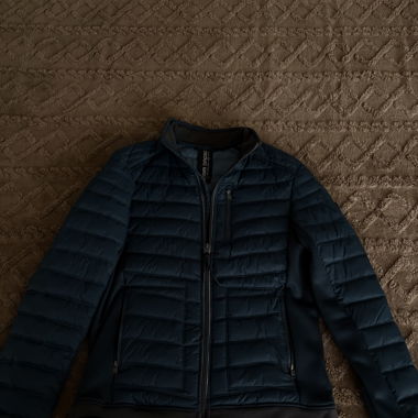 Windbreaker 