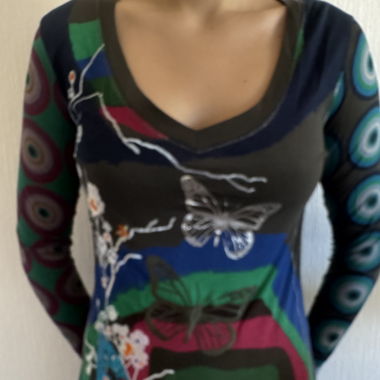 Haut longues manches desigual