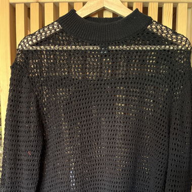 Löcher Pullover