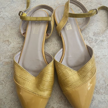 Ballerines jaunes slingback
