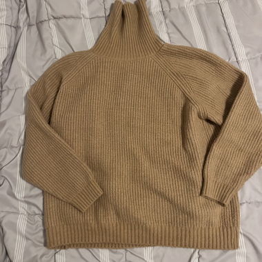 Dunkebeiger Strickpullover mit Kragen 