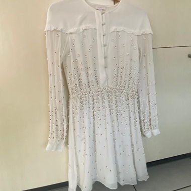 White dress with fine details – Bijou