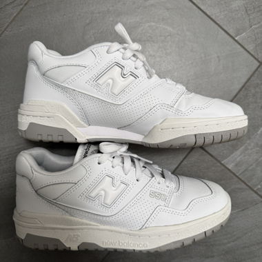 New Balance 550