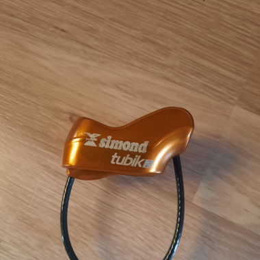 Assureur Simond Tubik 2 presque neuf