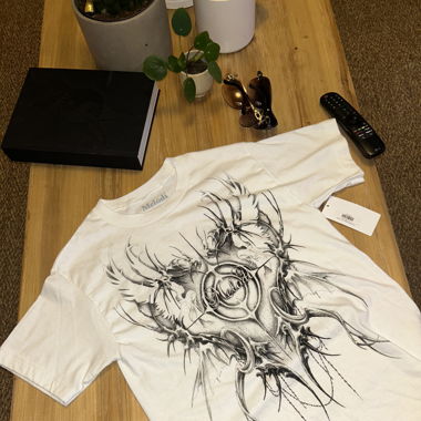 T shirt neo tribal