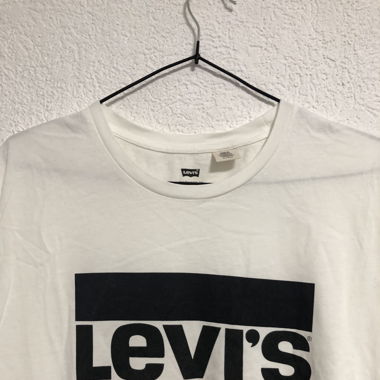 LEVIS TSHIRT
