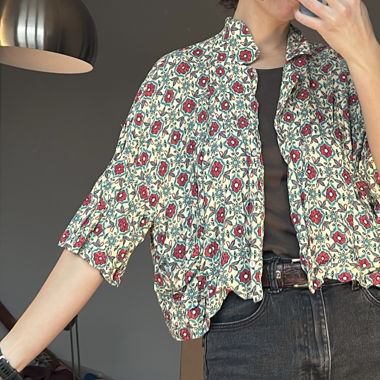 cute cropped summer shirt