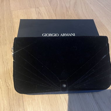 Velours-Pochette Giorgio Armani