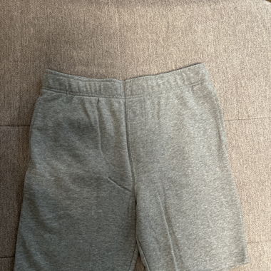 Kurze Jogginghosen
