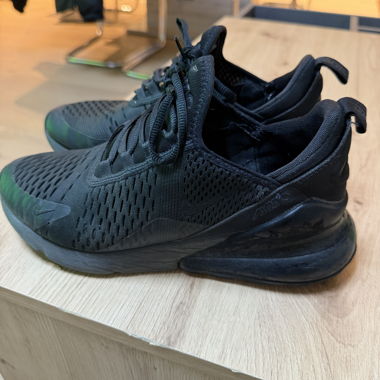 Vends chaussures Nike 40