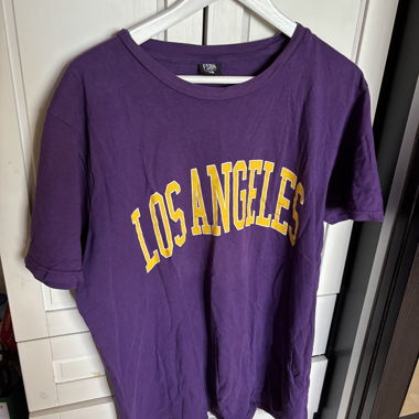 Lila Los Angeles T-Shirt XL