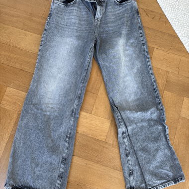 Jeans grigio sbiadito Stradivarius 