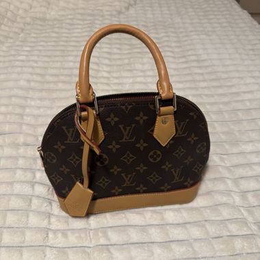 Imitation Louis Vuitton
