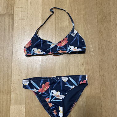 Bikini mit Blumenmuster