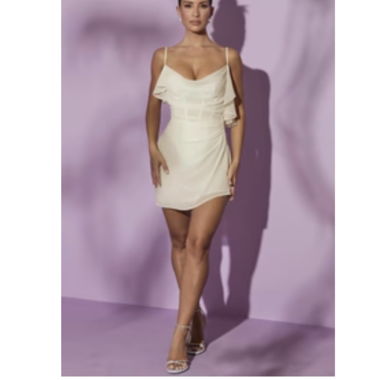 Short cream-coloured cocktail dress