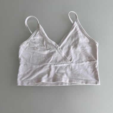 Top crop bianco con spalline