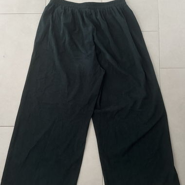 Black wide-leg pants