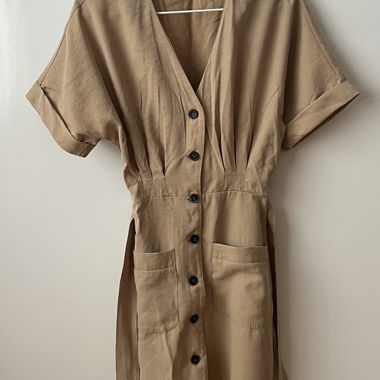 Abito Zara beige/cammello taglia S con cintura in tessuto