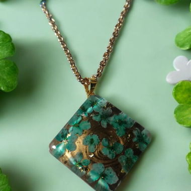 Handmade Collier en pendentif carré