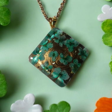 Handmade Collier en pendentif carré