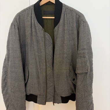 Bomber gris à carreaux