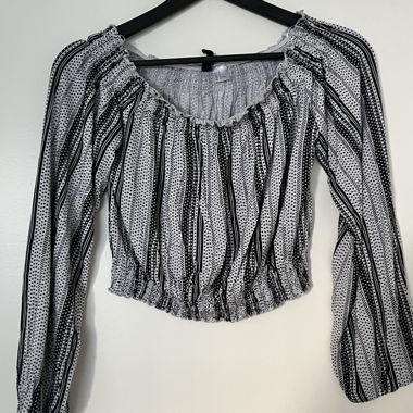 H&M Crop Top à Épaules Dénudées