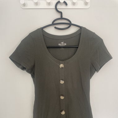 shirt mit knöpfen - olivegrün 