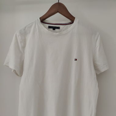 neues Tommy Hilfiger T-Shirt