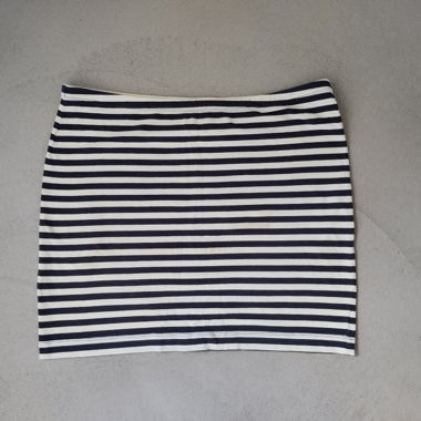 Mini-jupe rayée H&M, taille M