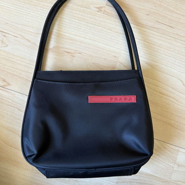 Prada Tasche schwarz
