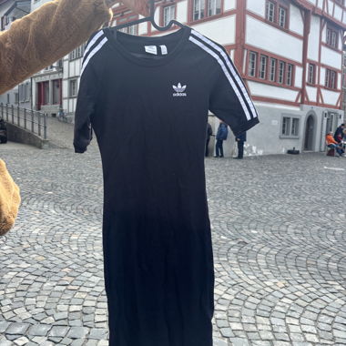 Abito nero Adidas