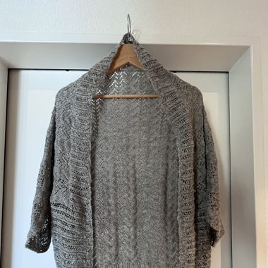 Strickjacke grau