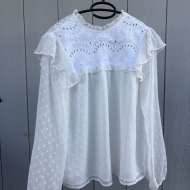 Romantische weisse Bluse von Promod