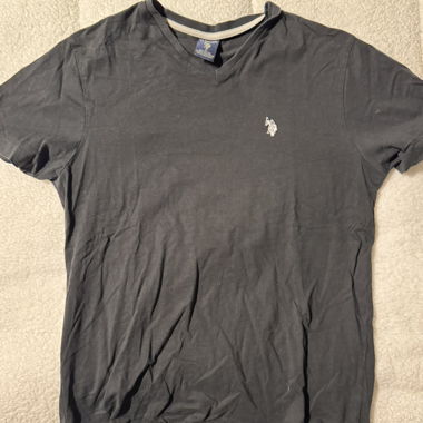 U.S. Polo Assn. schwarzes V‑Neck T‑Shirt S
