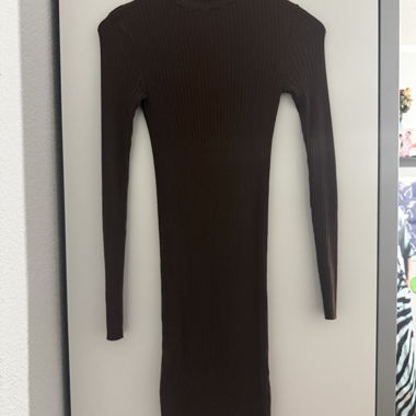 Abito midi elegante marrone scuro