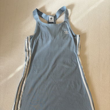 Adidas Kleid blau