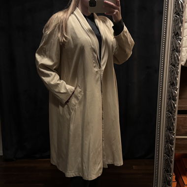 VINTAGE TRENCHCOAT