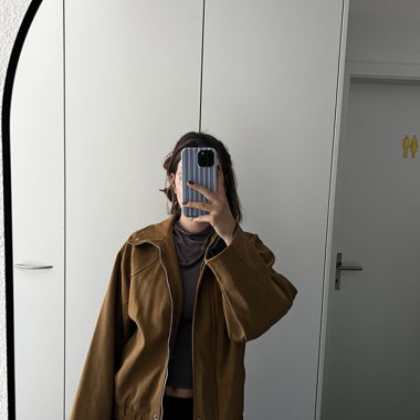 Giacca Marrone con Chiusura Lampo