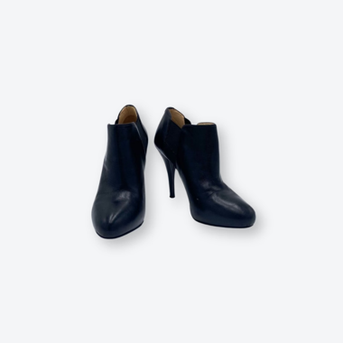 Schwarze GUESS Stiefeletten in Gr. 36