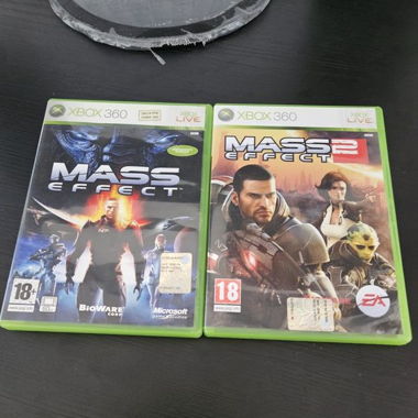 Xbox 360 - Lotto 2 Giochi Mass Effect 1 & 2