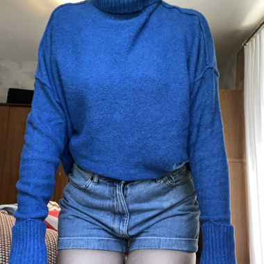 BLUE PULLOVER 