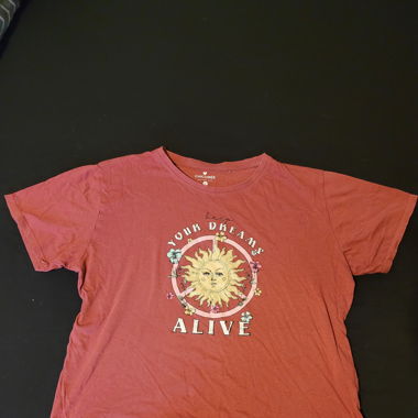 Rotes T-Shirt 