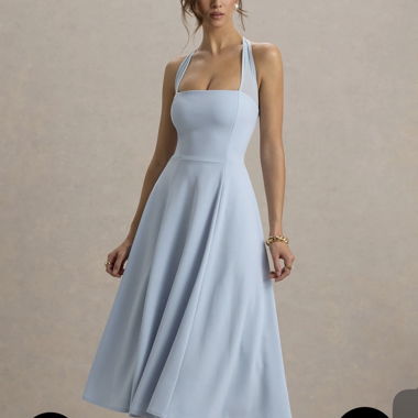 Hellblaues Trägerkleid