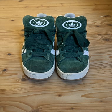 Baskets Adidas Campus vertes