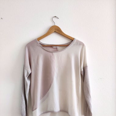 Top mit Glitzer-Ärmeln