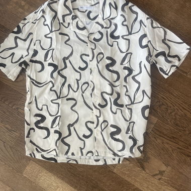Chemise Zara à motif pour l’été