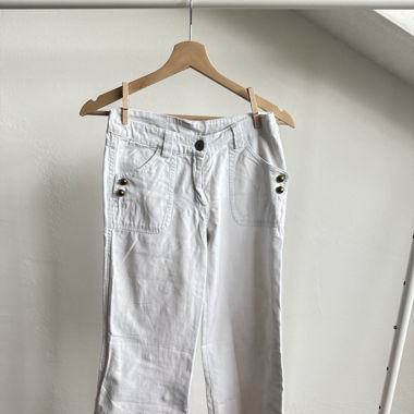 White 3/4 Pants