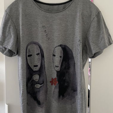 T-shirt gris imprimé Spirited Away
