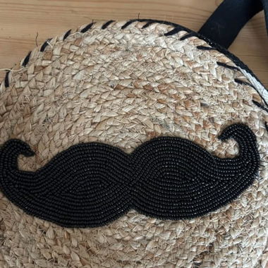 Sommerliche Strohtasche